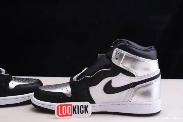Rep LUCY OG HIGH CD0461-001 SILVER JORDAN WMNS TOE AIR 1 0522